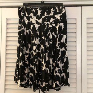 Black/White Loft skirt